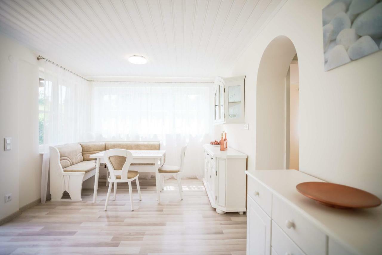 Eleven Apartman House Keszthely Extérieur photo