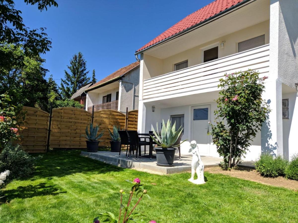 Eleven Apartman House Keszthely Extérieur photo